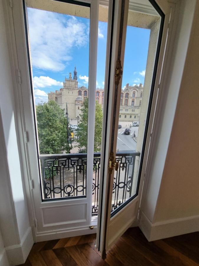 Face Chateau St Germain En Laye, Appartement 4 A 6 Personnes, 23 Min De Paris Champs-Elysees Saint-Germain-en-Laye Exteriér fotografie