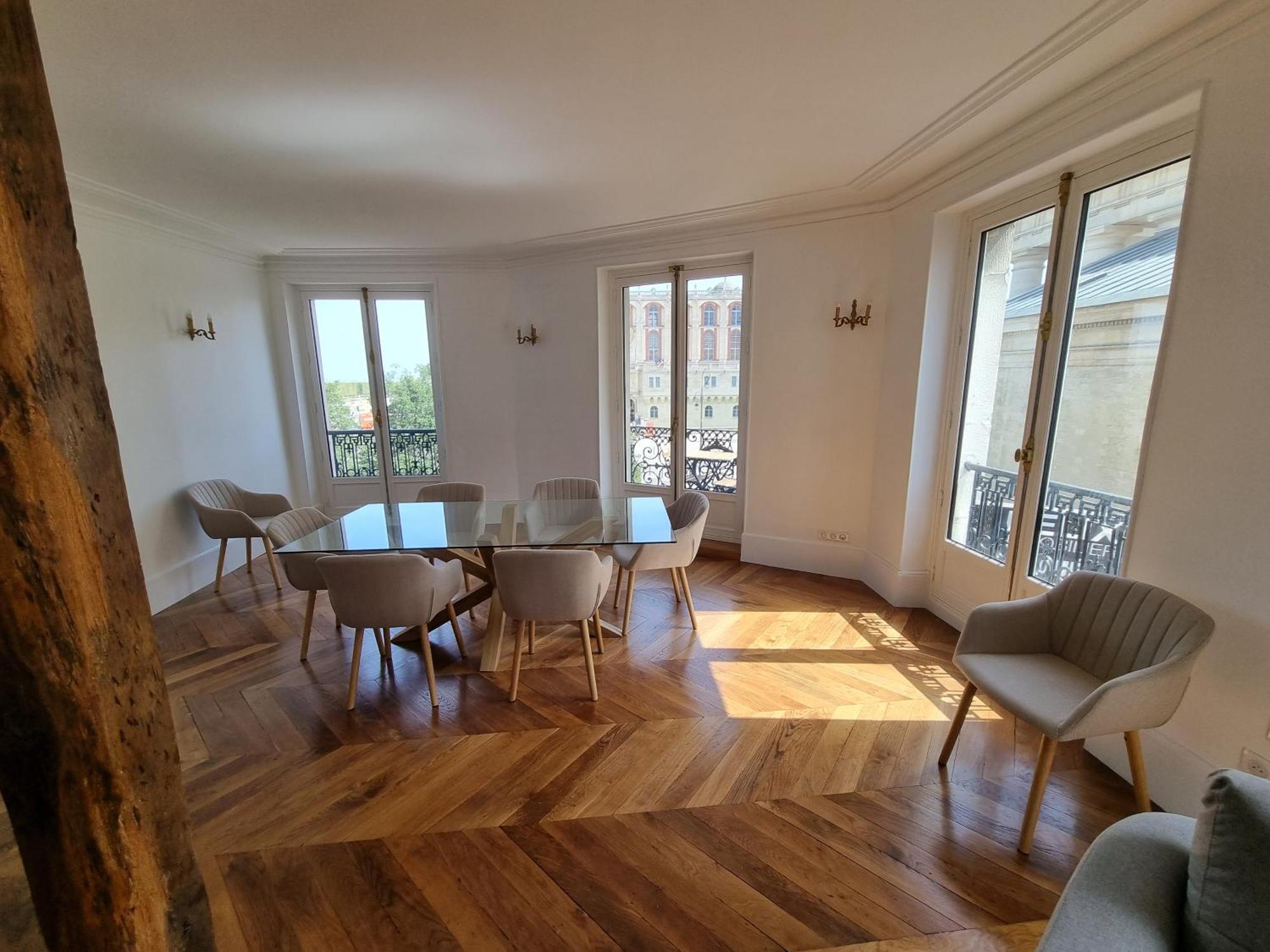 Face Chateau St Germain En Laye, Appartement 4 A 6 Personnes, 23 Min De Paris Champs-Elysees Saint-Germain-en-Laye Exteriér fotografie