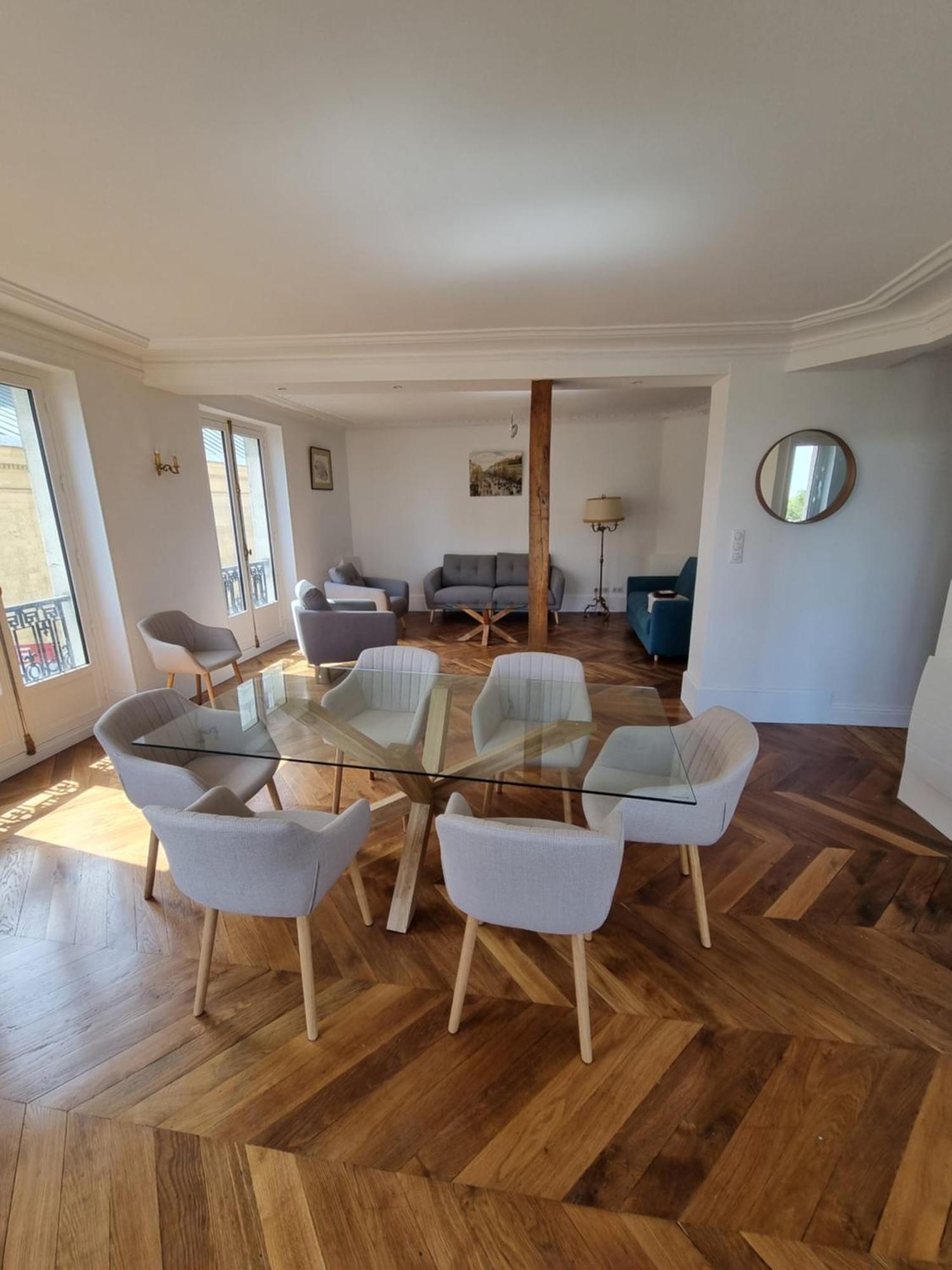 Face Chateau St Germain En Laye, Appartement 4 A 6 Personnes, 23 Min De Paris Champs-Elysees Saint-Germain-en-Laye Exteriér fotografie